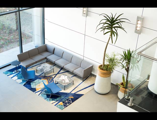 2,495M² OFFICE TO LET IN NOORDWYK